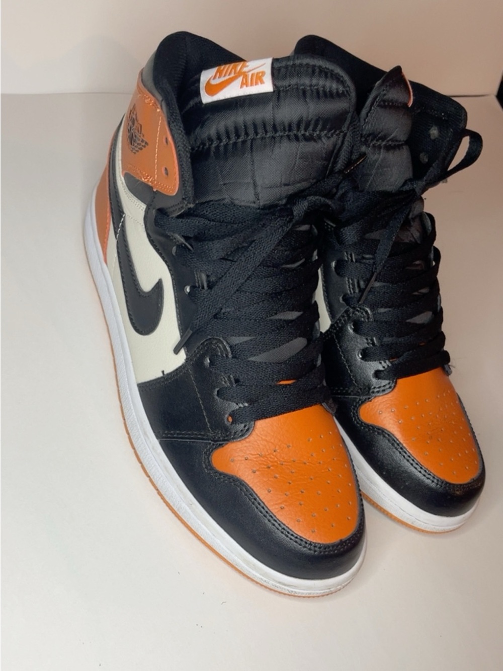 Nike Air Jordan 1 Mid Orange/Black